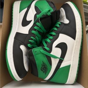🔥Jordan 1 Black and Lucky Green Retro High OG Sneakers🔥